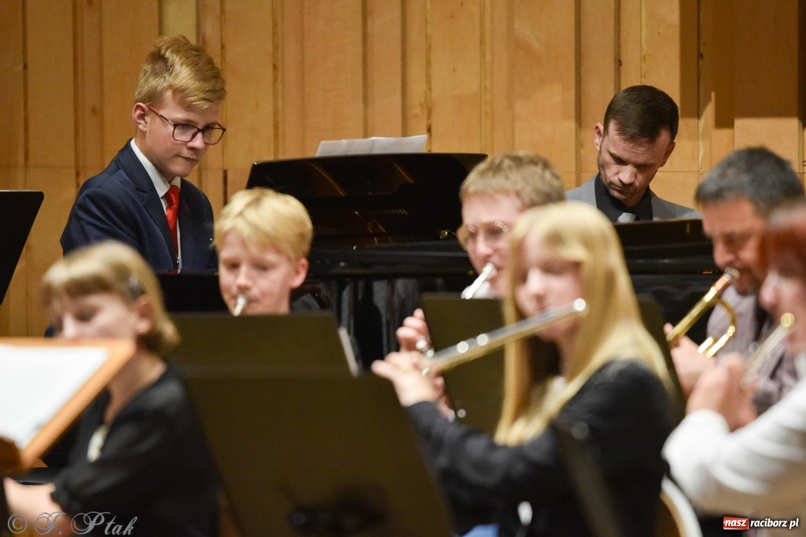 Zdjęcie w galerii na portalu naszraciborz.pl: Koncert Letni w raciborskiej szkole muzycznej wiadomości z regionu
