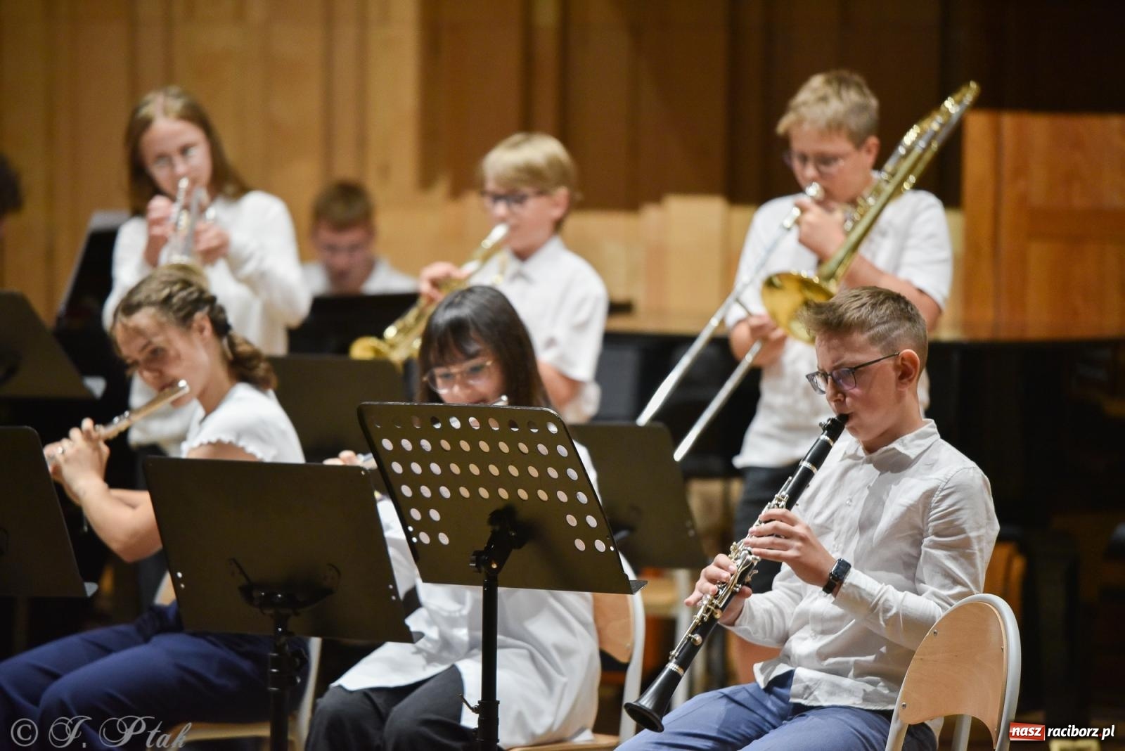 Zdjęcie w galerii na portalu naszraciborz.pl: Koncert Letni w raciborskiej szkole muzycznej wiadomości z regionu