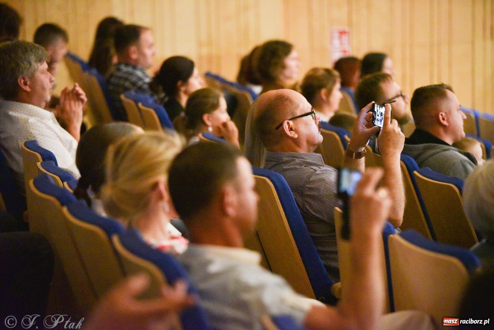 Zdjęcie w galerii na portalu naszraciborz.pl: Koncert Letni w raciborskiej szkole muzycznej wiadomości z regionu