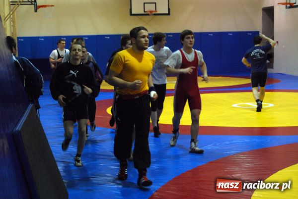 Zdjęcie w galerii na portalu naszraciborz.pl:  Najlepsi na raciborskich matach wiadomości z regionu