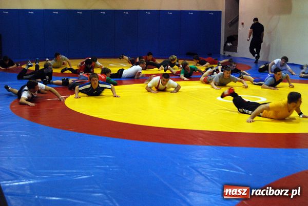 Zdjęcie w galerii na portalu naszraciborz.pl:  Najlepsi na raciborskich matach wiadomości z regionu