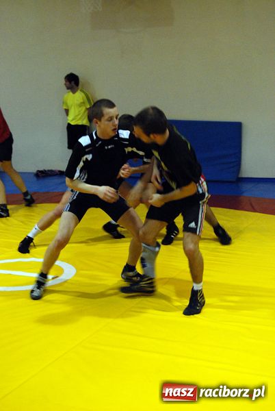 Zdjęcie w galerii na portalu naszraciborz.pl:  Najlepsi na raciborskich matach wiadomości z regionu