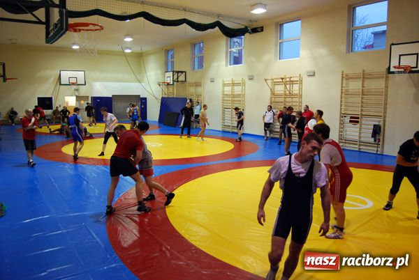 Zdjęcie w galerii na portalu naszraciborz.pl:  Najlepsi na raciborskich matach wiadomości z regionu