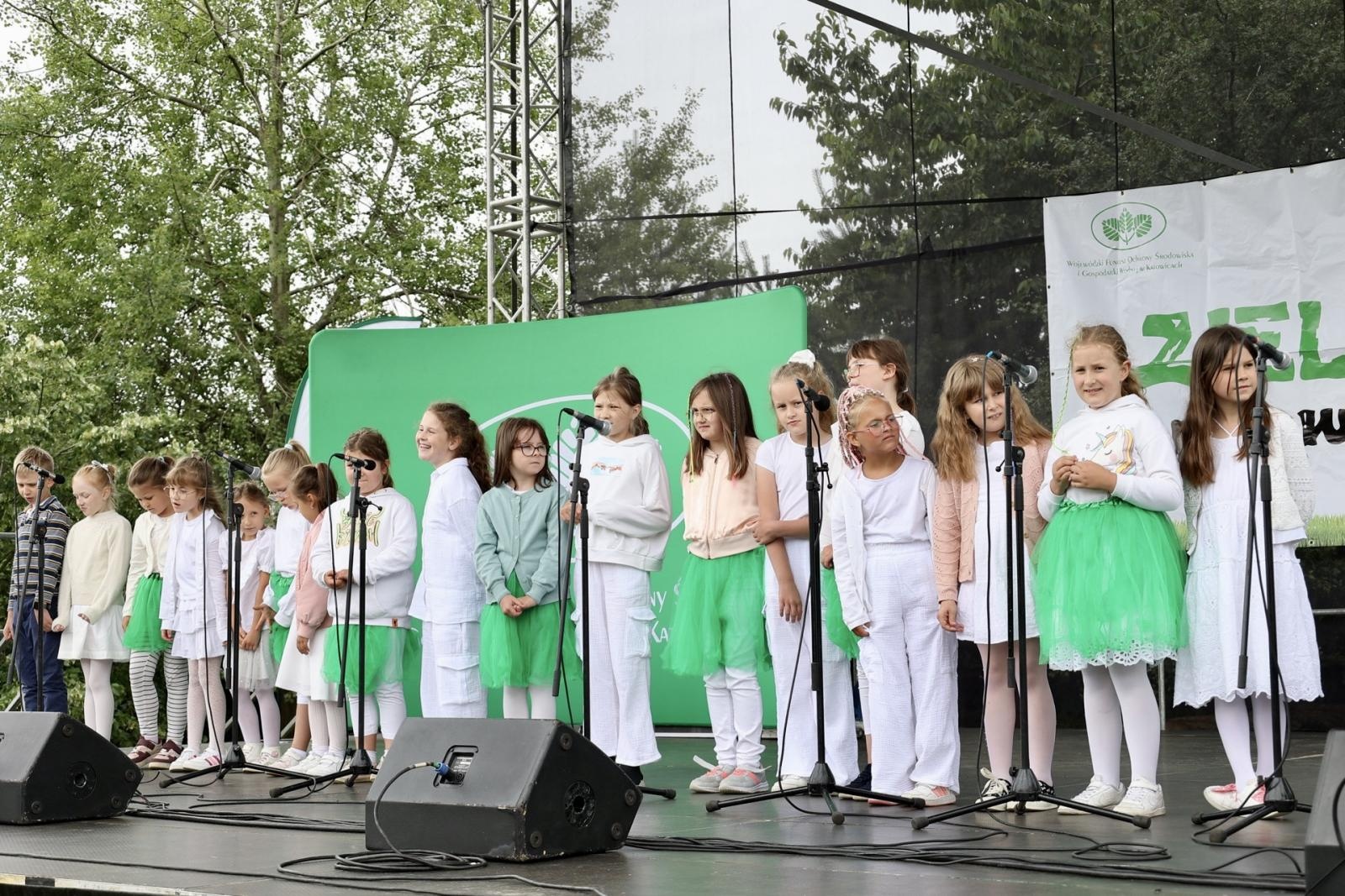 Zdjęcie w galerii na portalu naszraciborz.pl: Jubileusz 10. edycji Konkursu Zielona Pracownia. Wsparcie dla szkół z Raciborza wiadomości z regionu