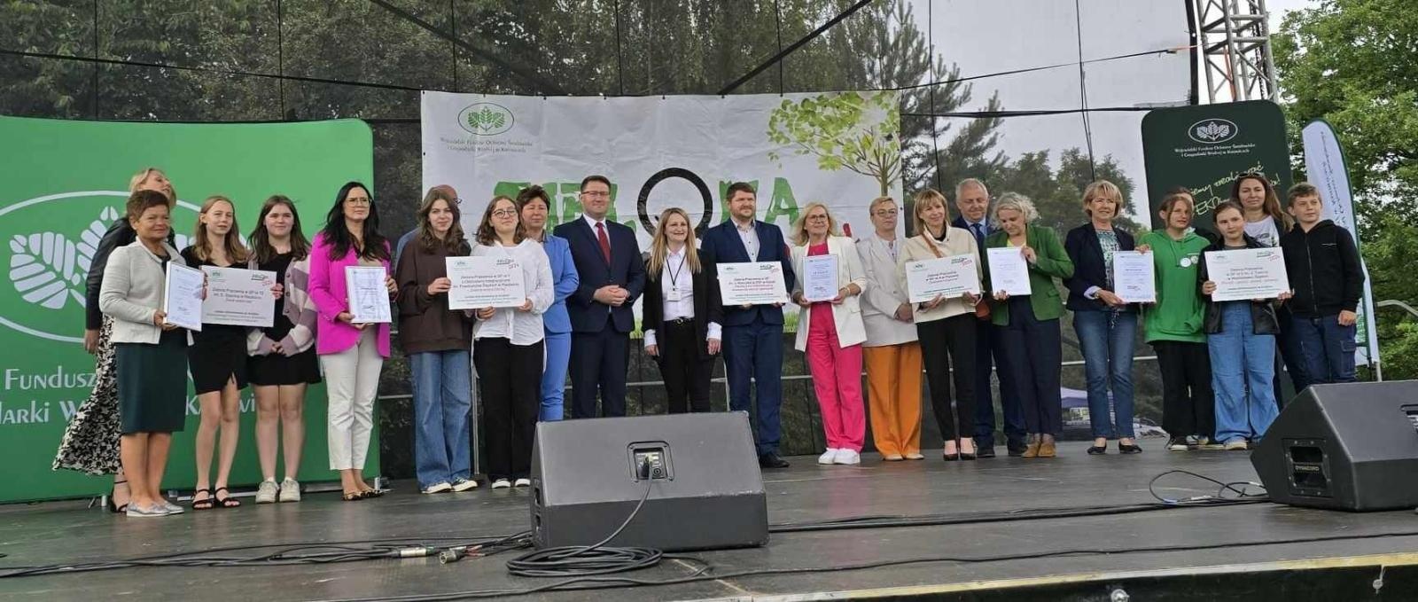 Zdjęcie w galerii na portalu naszraciborz.pl: Jubileusz 10. edycji Konkursu Zielona Pracownia. Wsparcie dla szkół z Raciborza wiadomości z regionu