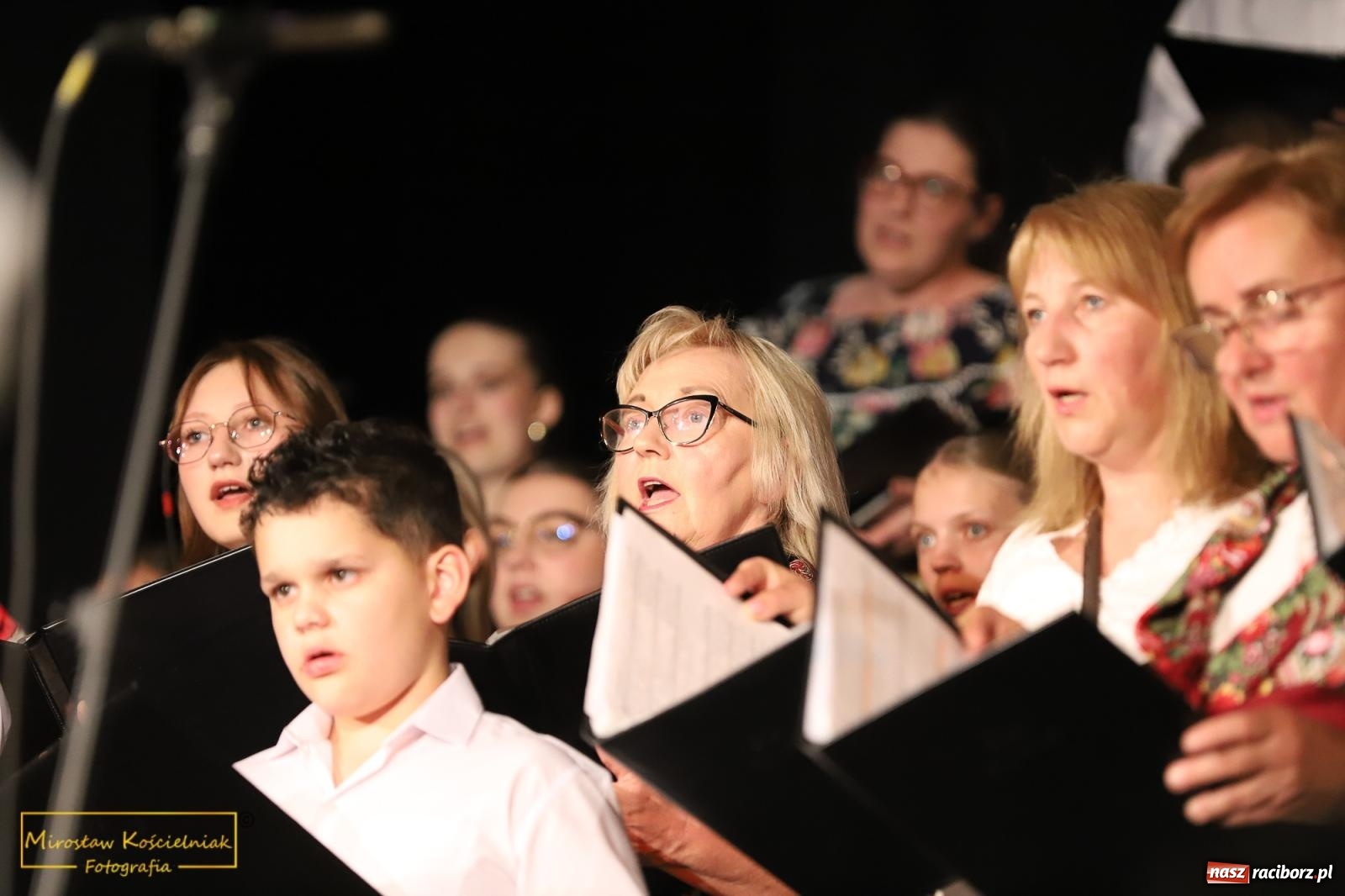 Zdjęcie w galerii na portalu naszraciborz.pl: Tańce i pieśni. Trojok Śląski w Strzesze [FOTO i WIDEO] wiadomości z regionu