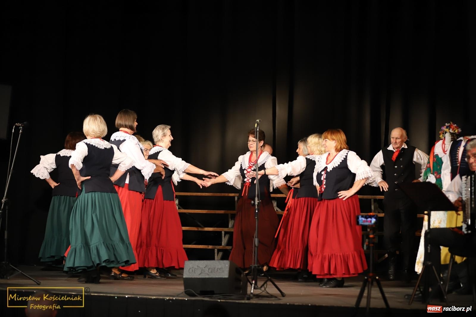 Zdjęcie w galerii na portalu naszraciborz.pl: Tańce i pieśni. Trojok Śląski w Strzesze [FOTO i WIDEO] wiadomości z regionu