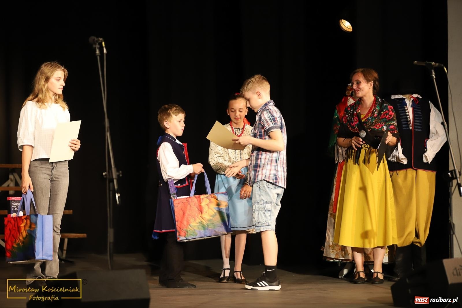 Zdjęcie w galerii na portalu naszraciborz.pl: Tańce i pieśni. Trojok Śląski w Strzesze [FOTO i WIDEO] wiadomości z regionu