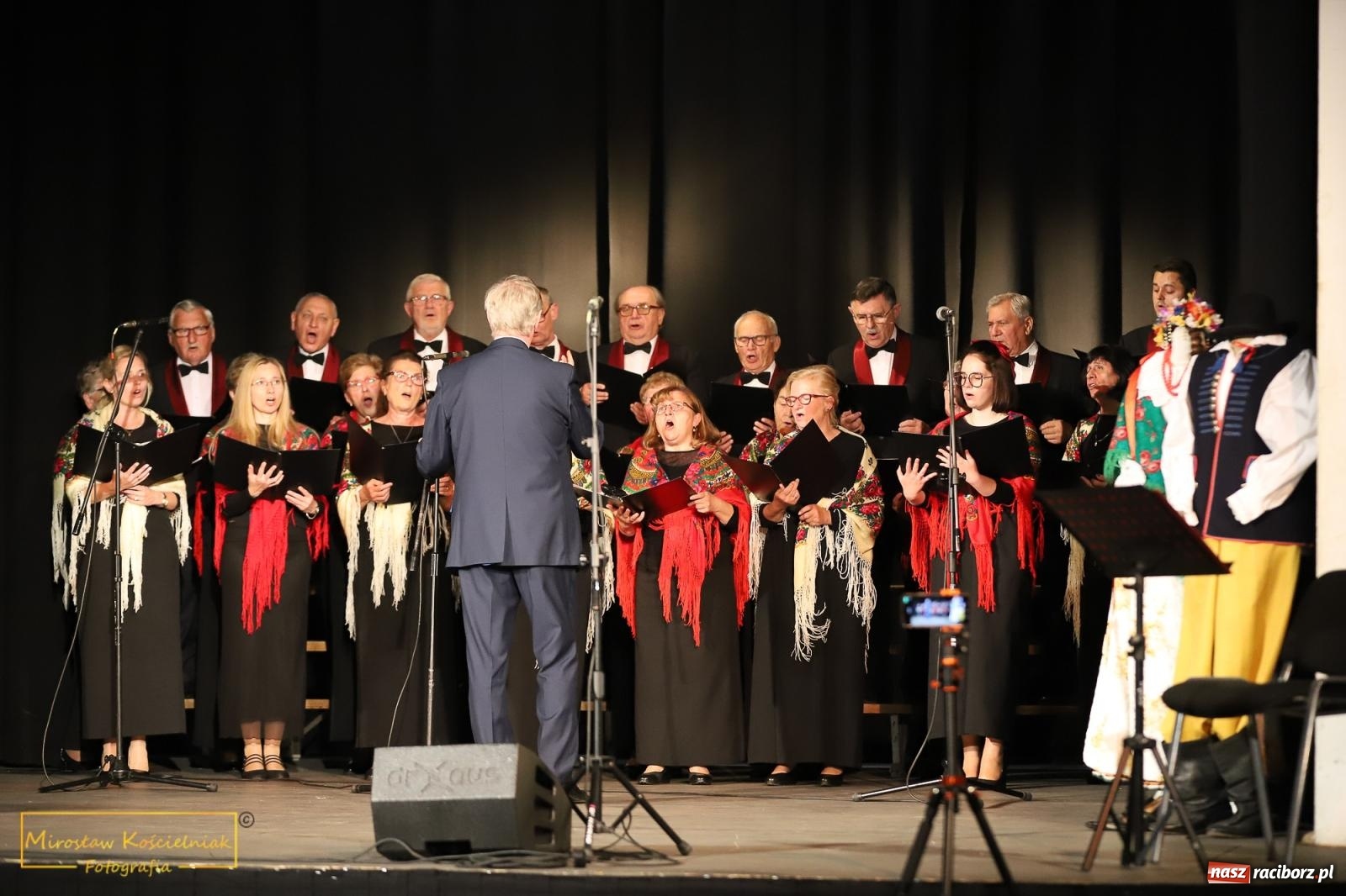 Zdjęcie w galerii na portalu naszraciborz.pl: Tańce i pieśni. Trojok Śląski w Strzesze [FOTO i WIDEO] wiadomości z regionu