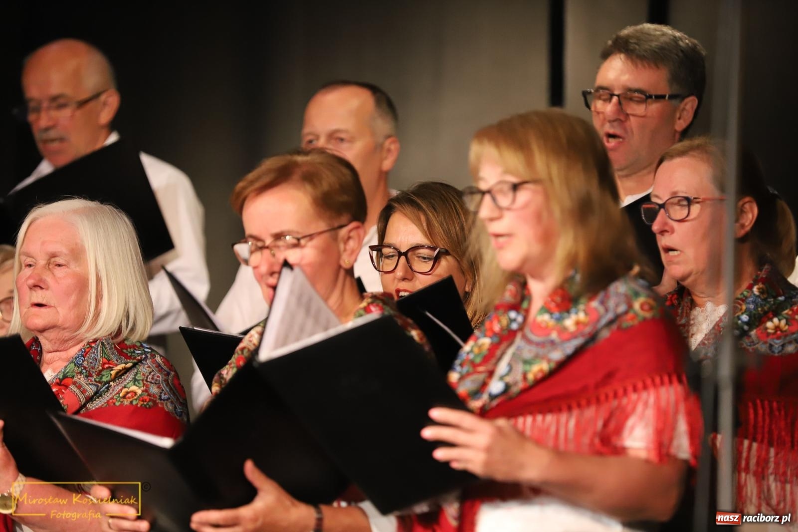 Zdjęcie w galerii na portalu naszraciborz.pl: Tańce i pieśni. Trojok Śląski w Strzesze [FOTO i WIDEO] wiadomości z regionu
