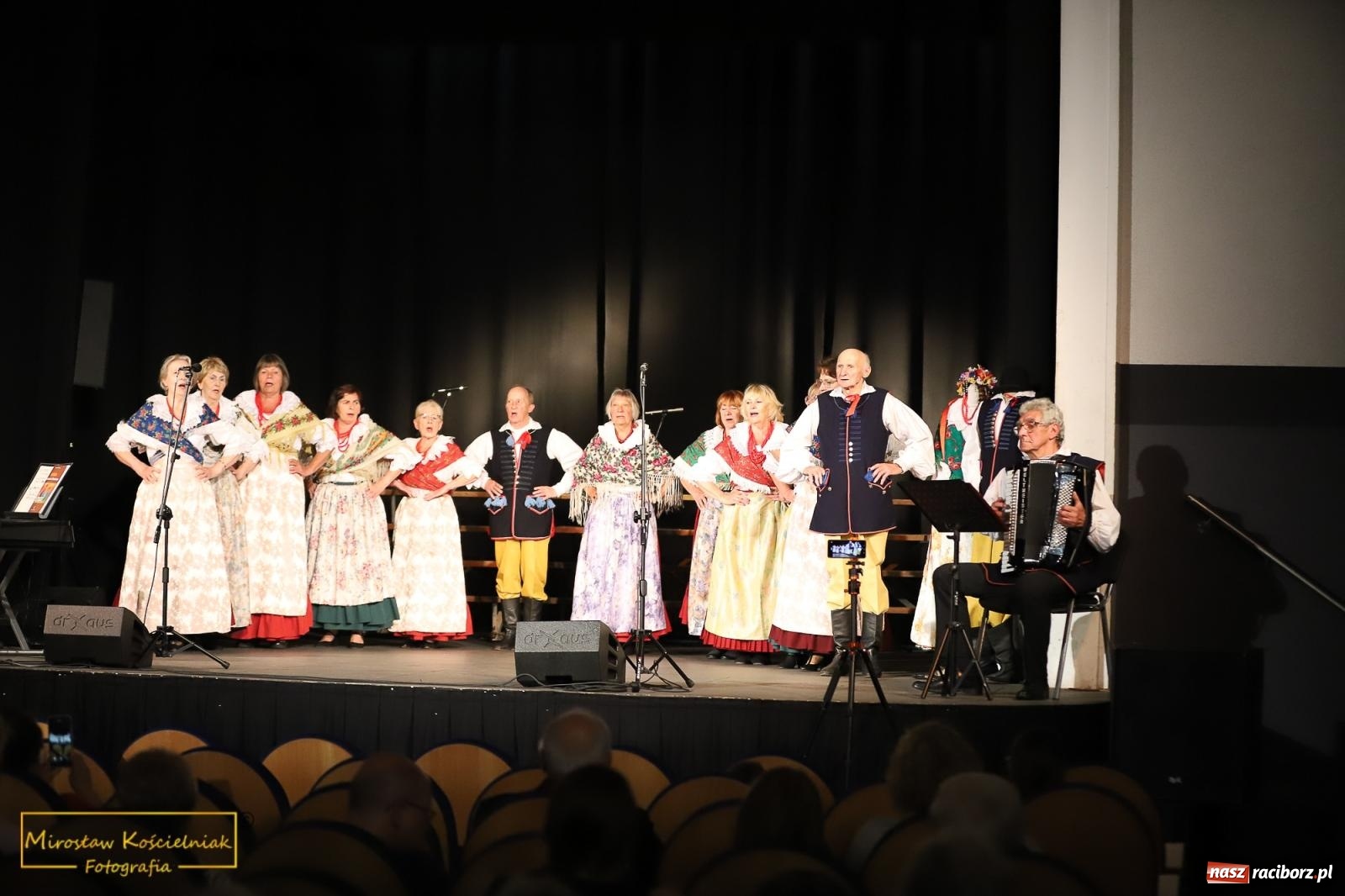 Zdjęcie w galerii na portalu naszraciborz.pl: Tańce i pieśni. Trojok Śląski w Strzesze [FOTO i WIDEO] wiadomości z regionu