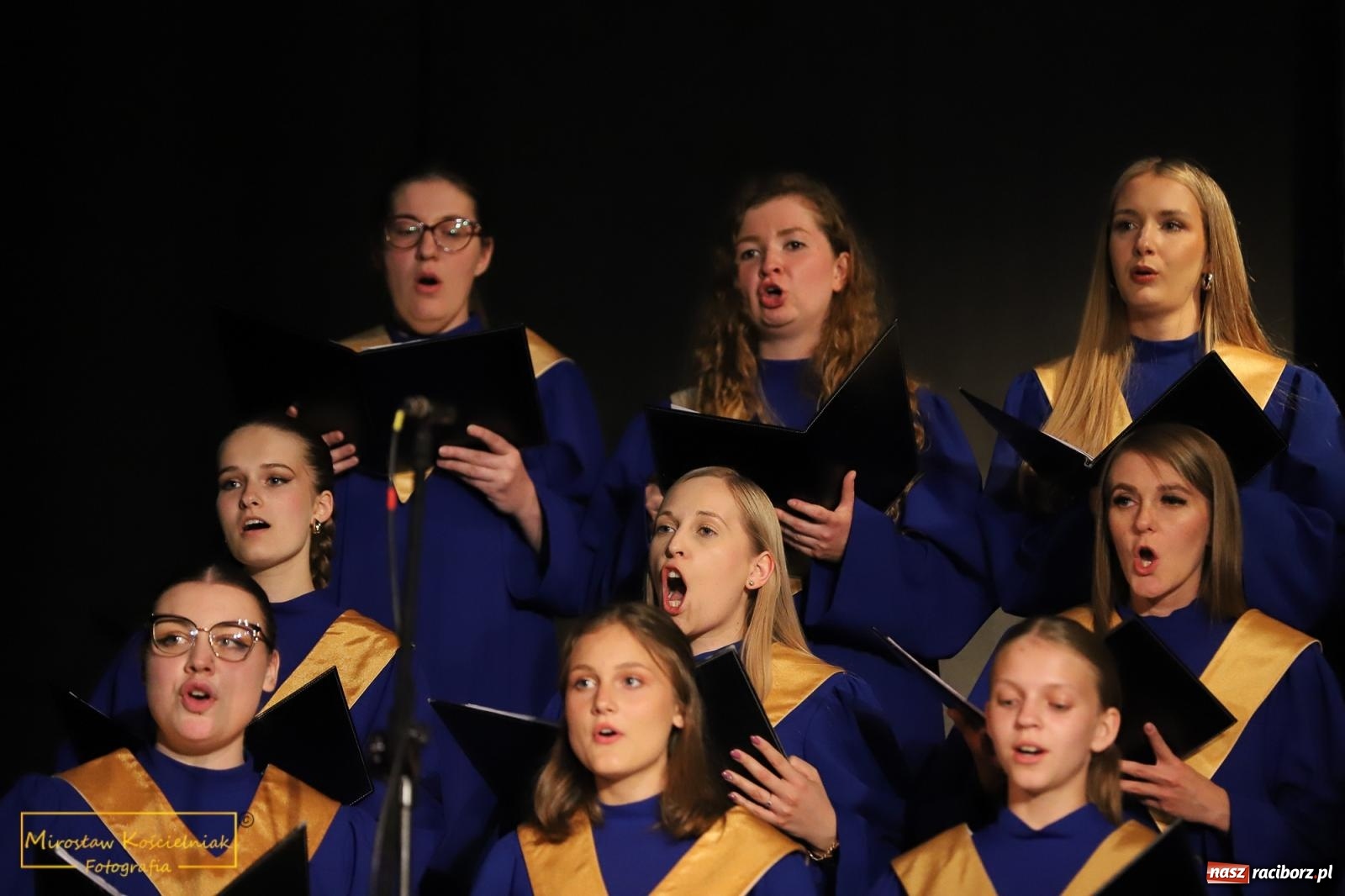 Zdjęcie w galerii na portalu naszraciborz.pl: Tańce i pieśni. Trojok Śląski w Strzesze [FOTO i WIDEO] wiadomości z regionu