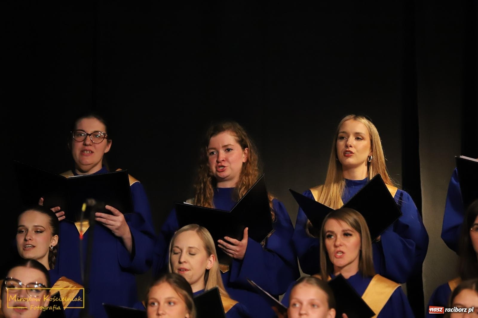 Zdjęcie w galerii na portalu naszraciborz.pl: Tańce i pieśni. Trojok Śląski w Strzesze [FOTO i WIDEO] wiadomości z regionu