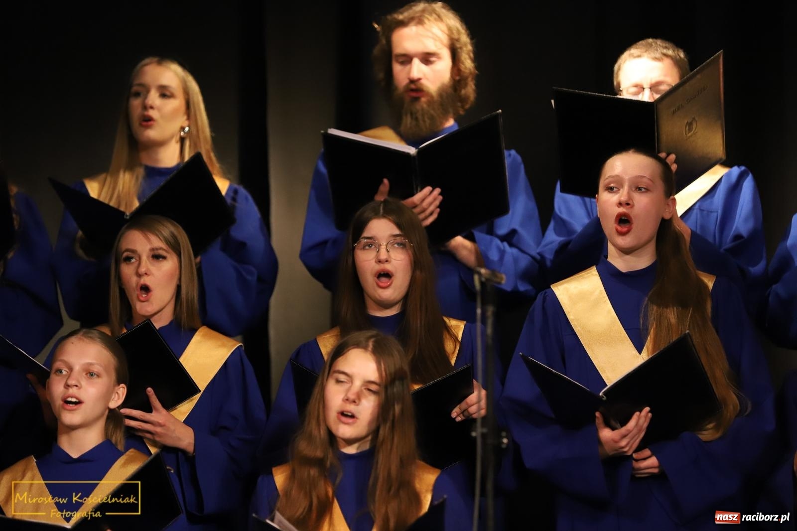 Zdjęcie w galerii na portalu naszraciborz.pl: Tańce i pieśni. Trojok Śląski w Strzesze [FOTO i WIDEO] wiadomości z regionu