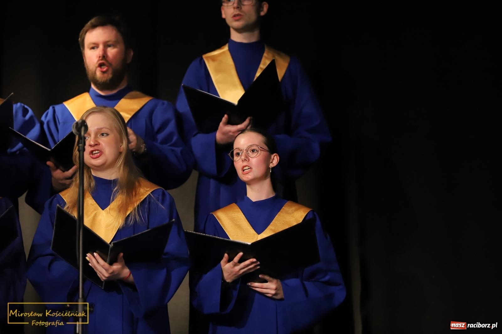 Zdjęcie w galerii na portalu naszraciborz.pl: Tańce i pieśni. Trojok Śląski w Strzesze [FOTO i WIDEO] wiadomości z regionu