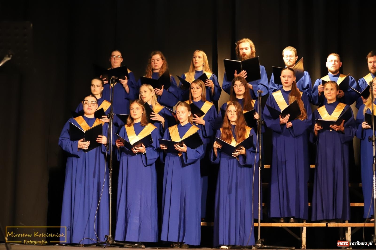 Zdjęcie w galerii na portalu naszraciborz.pl: Tańce i pieśni. Trojok Śląski w Strzesze [FOTO i WIDEO] wiadomości z regionu