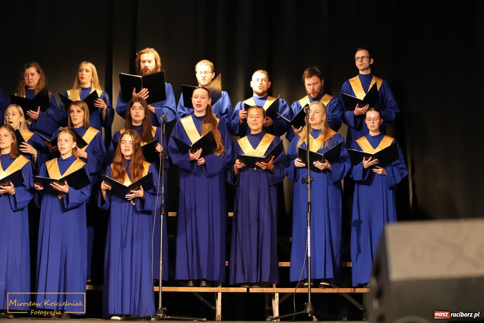 Zdjęcie w galerii na portalu naszraciborz.pl: Tańce i pieśni. Trojok Śląski w Strzesze [FOTO i WIDEO] wiadomości z regionu