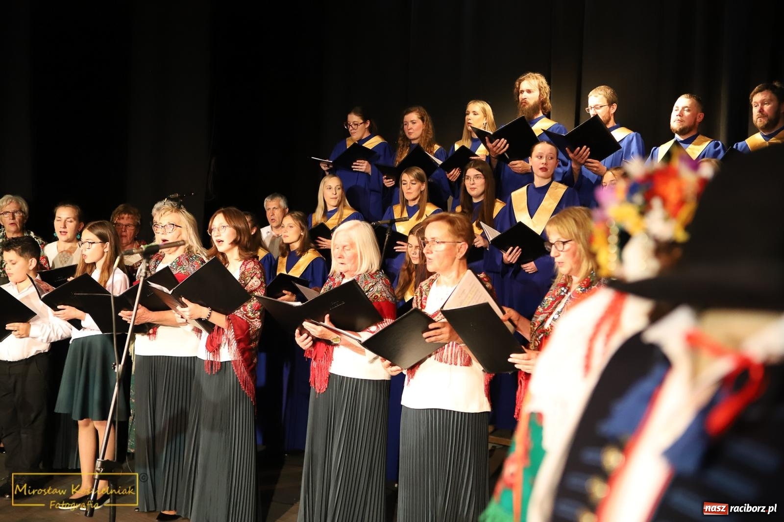 Zdjęcie w galerii na portalu naszraciborz.pl: Tańce i pieśni. Trojok Śląski w Strzesze [FOTO i WIDEO] wiadomości z regionu
