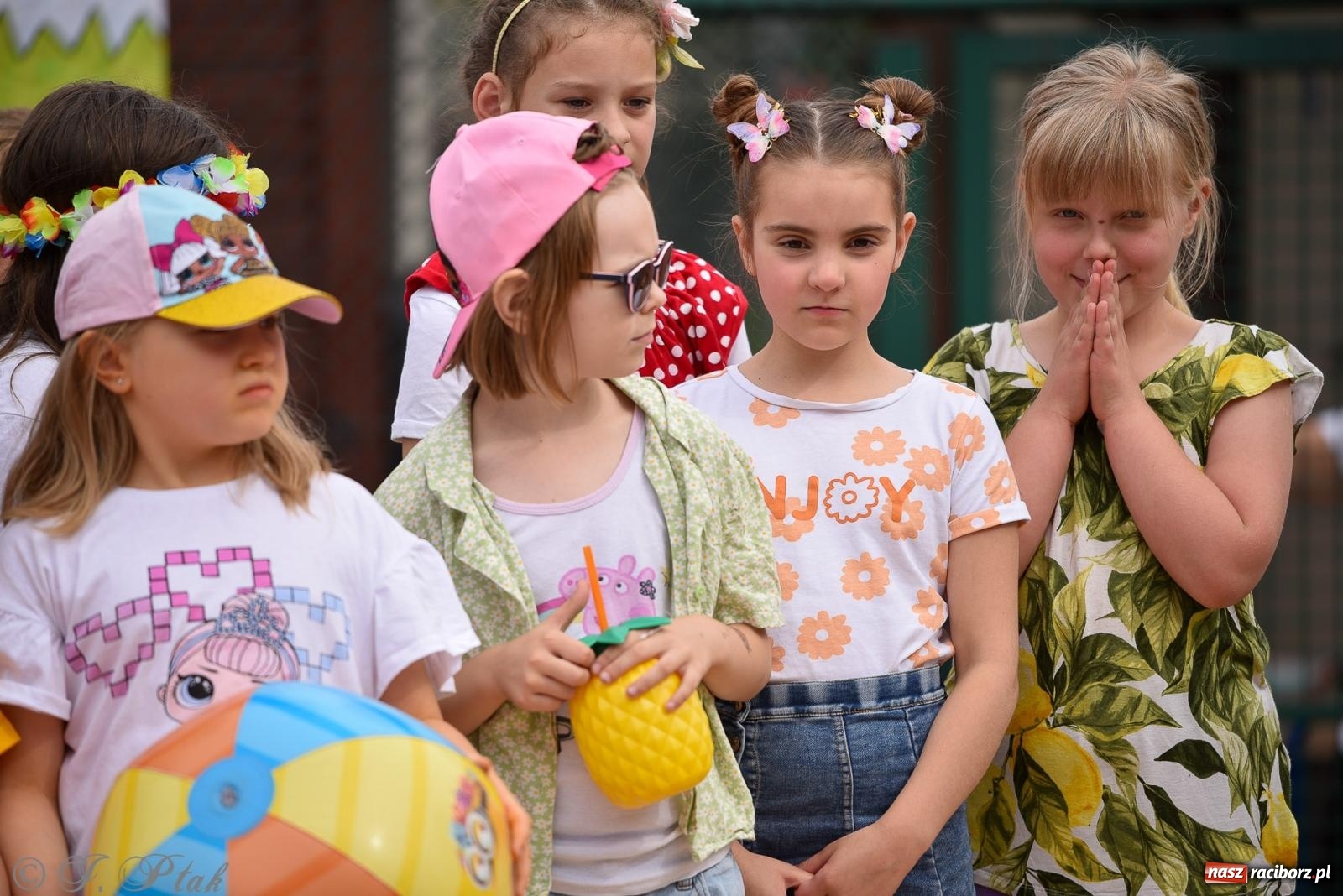 Zdjęcie w galerii na portalu naszraciborz.pl: Piętnastka festynem rodzinnym żegna rok szkolny wiadomości z regionu