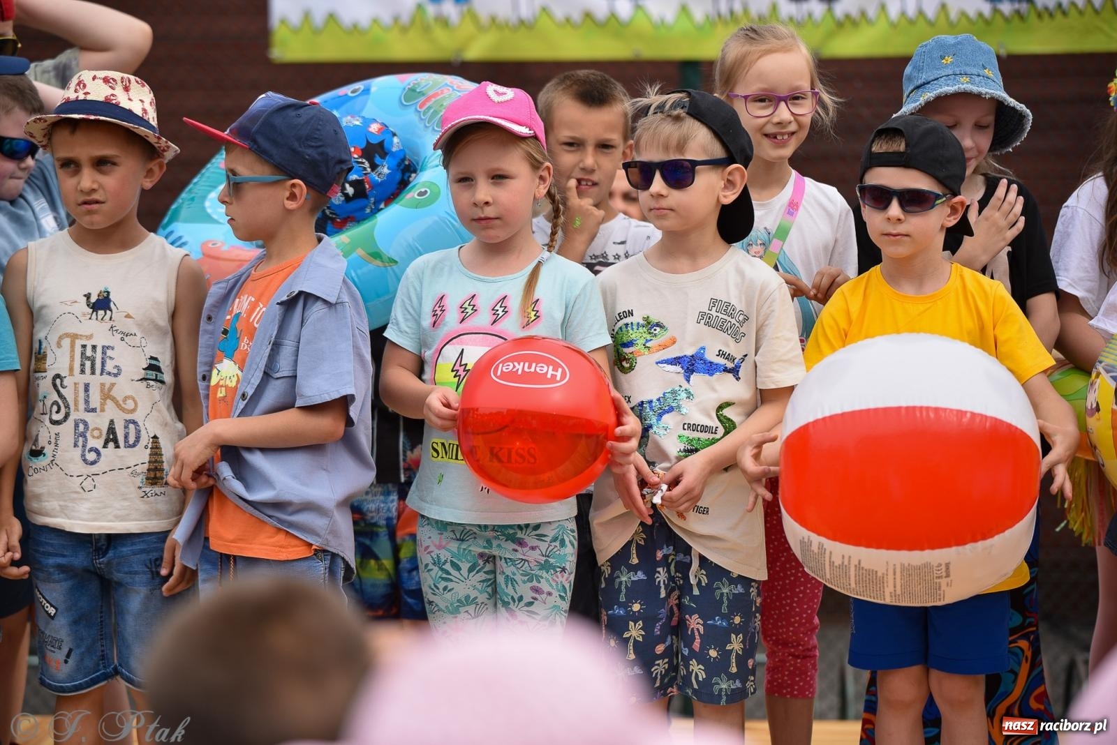 Zdjęcie w galerii na portalu naszraciborz.pl: Piętnastka festynem rodzinnym żegna rok szkolny wiadomości z regionu