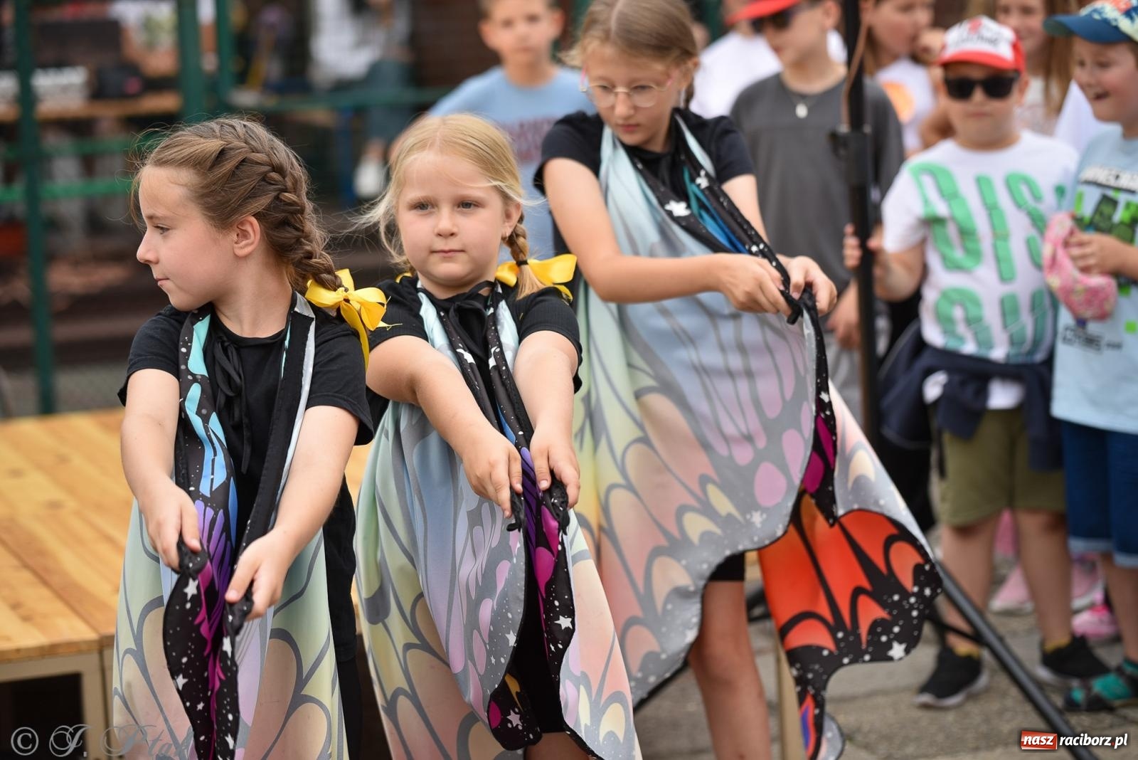 Zdjęcie w galerii na portalu naszraciborz.pl: Piętnastka festynem rodzinnym żegna rok szkolny wiadomości z regionu