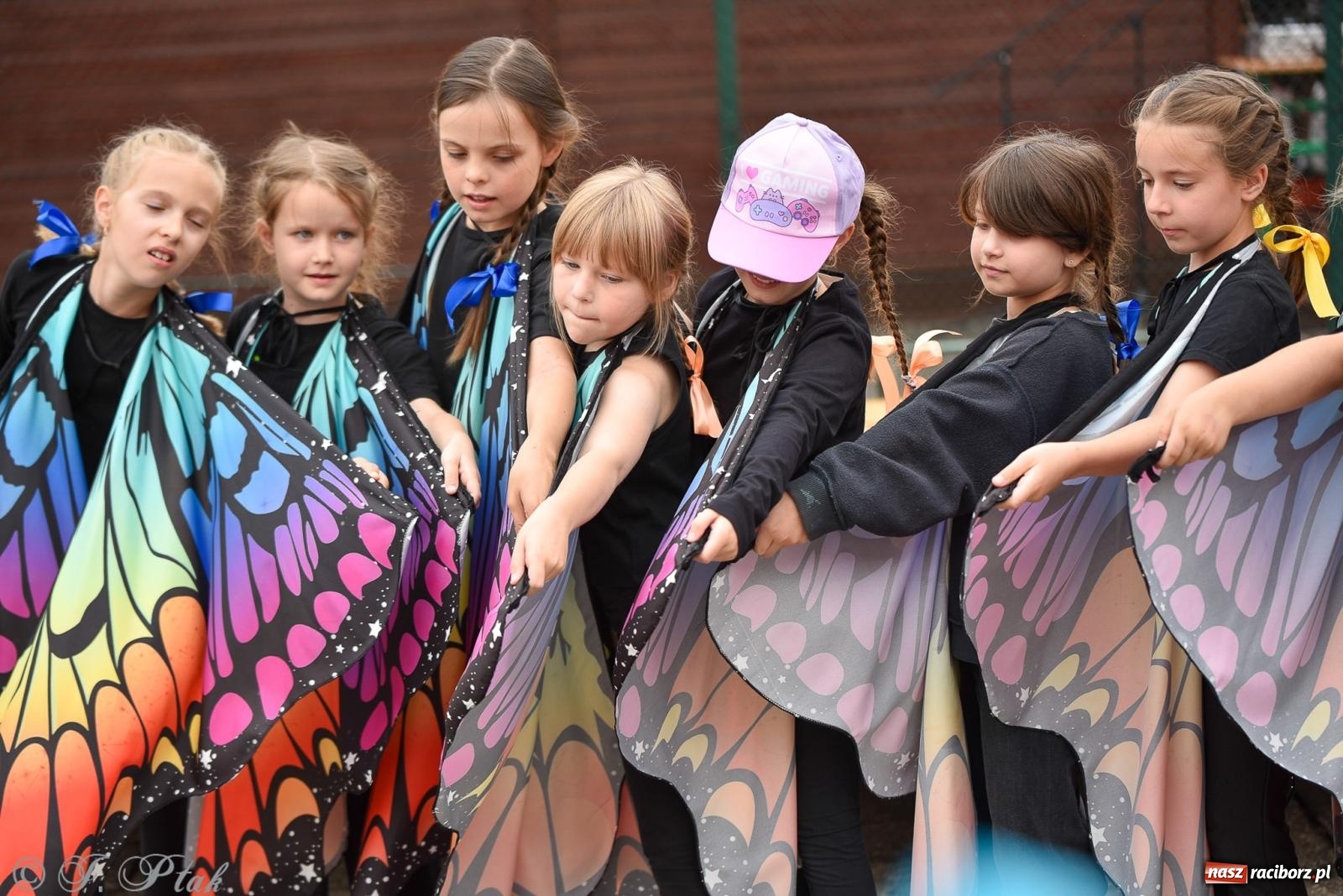 Zdjęcie w galerii na portalu naszraciborz.pl: Piętnastka festynem rodzinnym żegna rok szkolny wiadomości z regionu