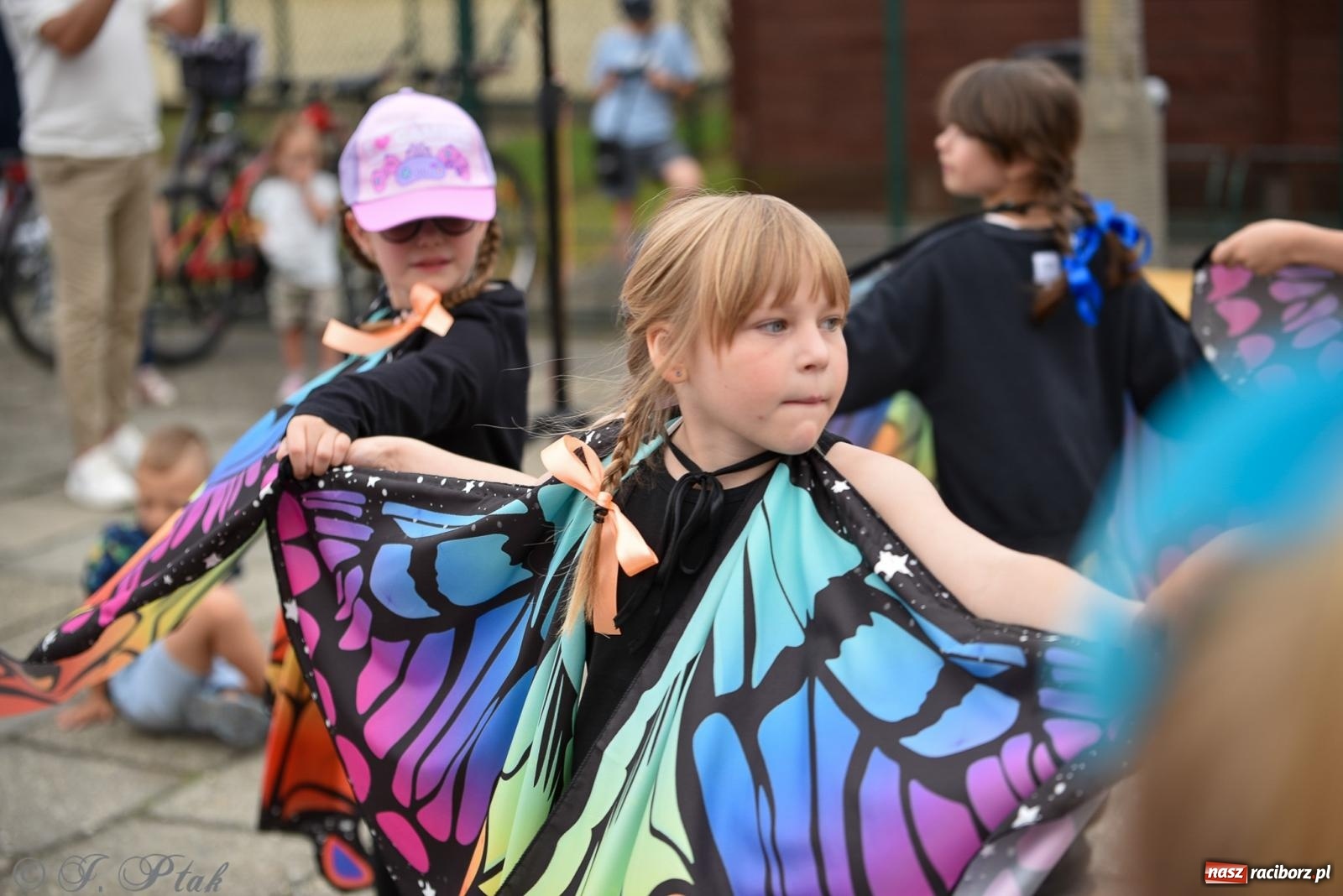 Zdjęcie w galerii na portalu naszraciborz.pl: Piętnastka festynem rodzinnym żegna rok szkolny wiadomości z regionu
