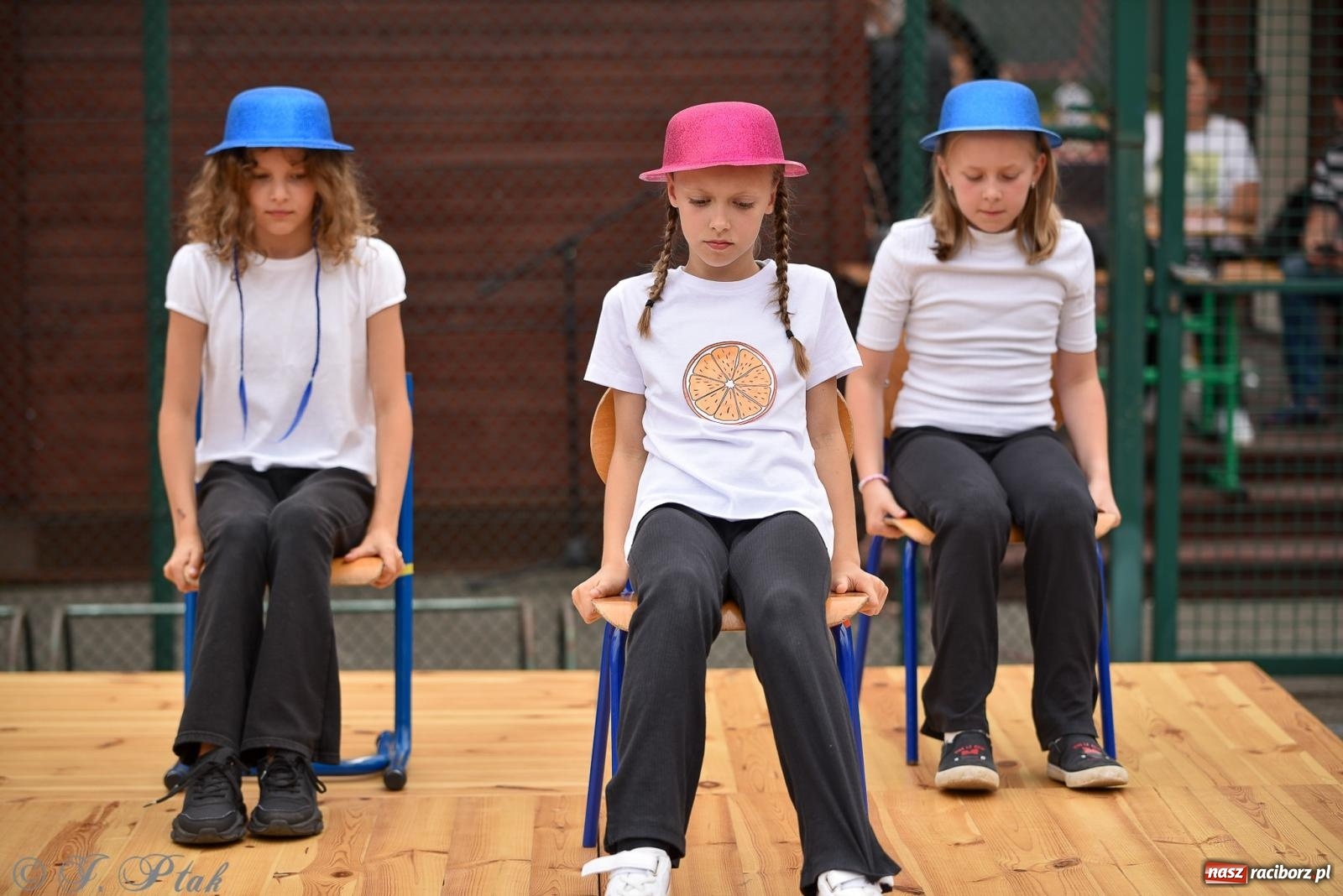 Zdjęcie w galerii na portalu naszraciborz.pl: Piętnastka festynem rodzinnym żegna rok szkolny wiadomości z regionu