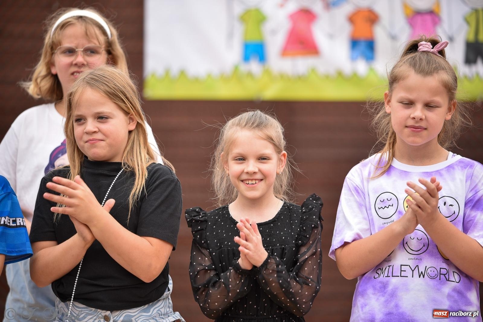 Zdjęcie w galerii na portalu naszraciborz.pl: Piętnastka festynem rodzinnym żegna rok szkolny wiadomości z regionu