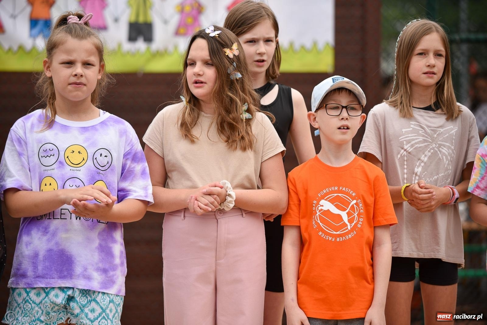 Zdjęcie w galerii na portalu naszraciborz.pl: Piętnastka festynem rodzinnym żegna rok szkolny wiadomości z regionu