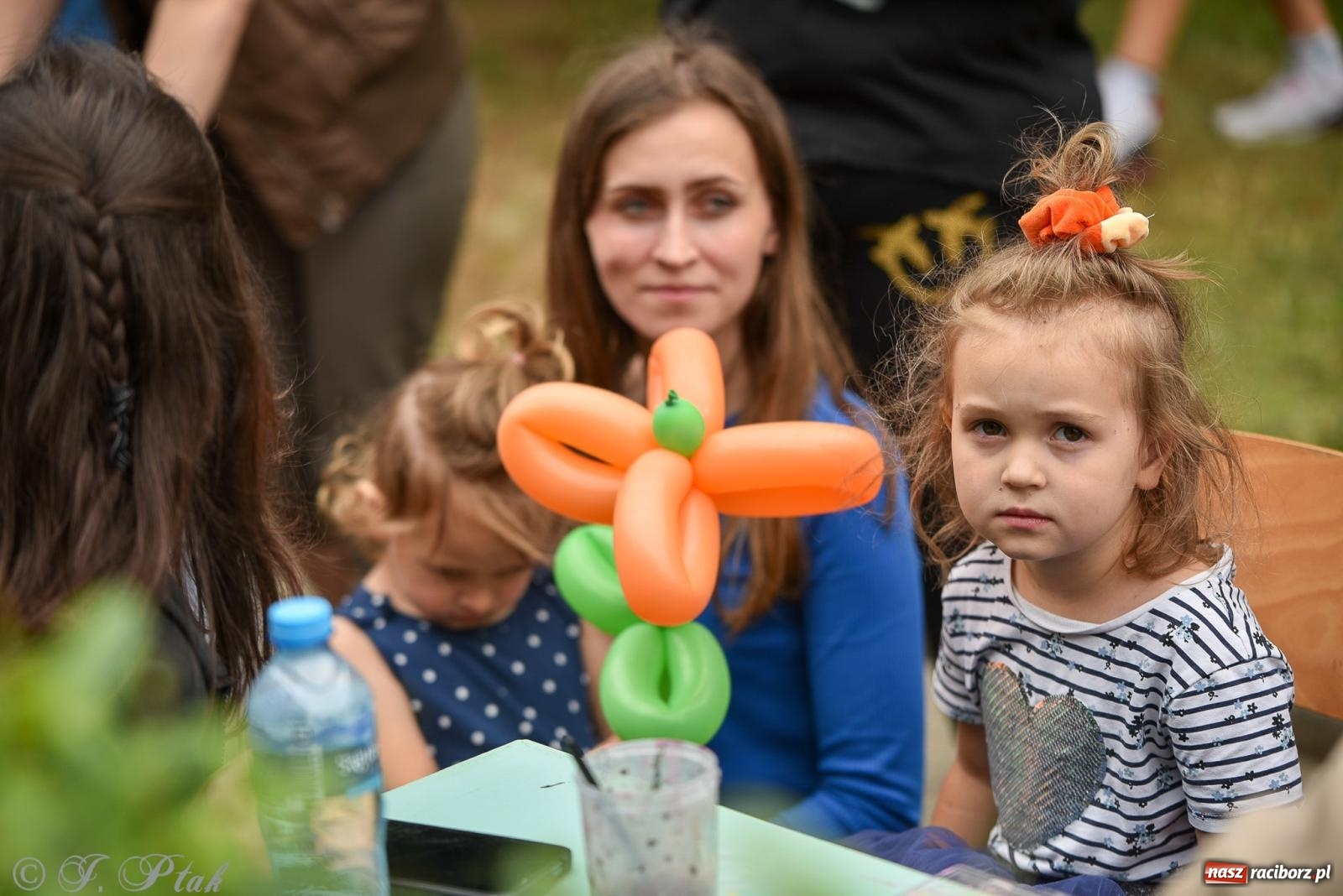 Zdjęcie w galerii na portalu naszraciborz.pl: Piętnastka festynem rodzinnym żegna rok szkolny wiadomości z regionu