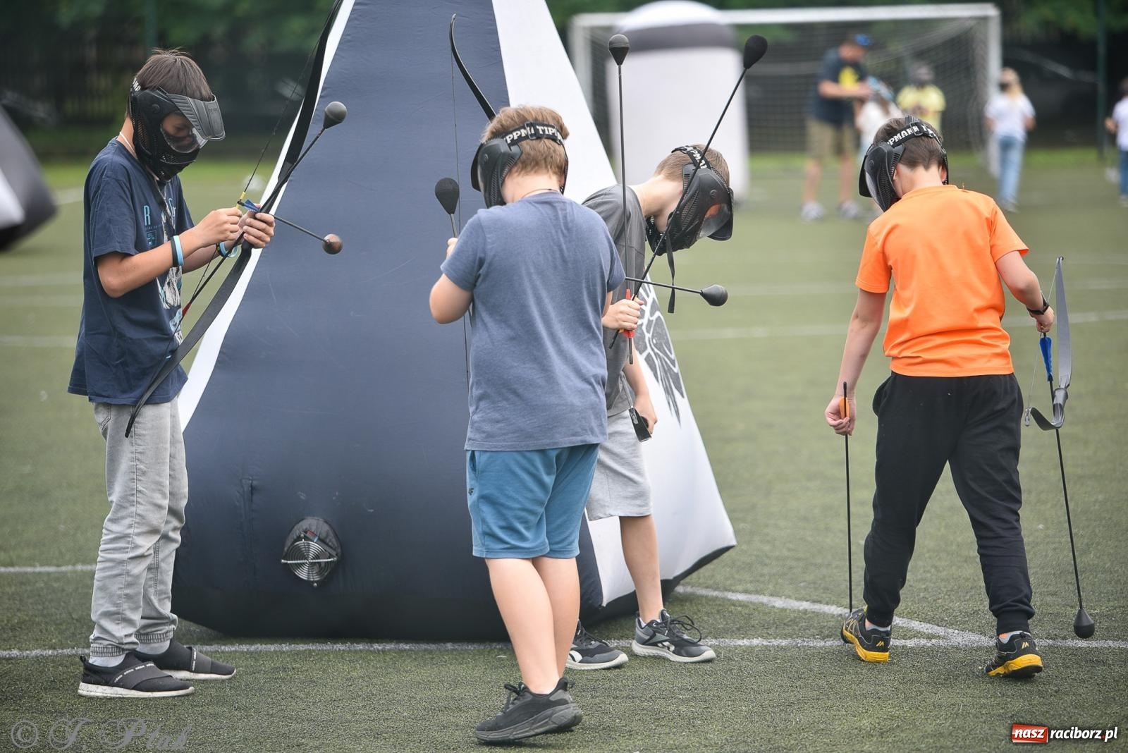 Zdjęcie w galerii na portalu naszraciborz.pl: Piętnastka festynem rodzinnym żegna rok szkolny wiadomości z regionu