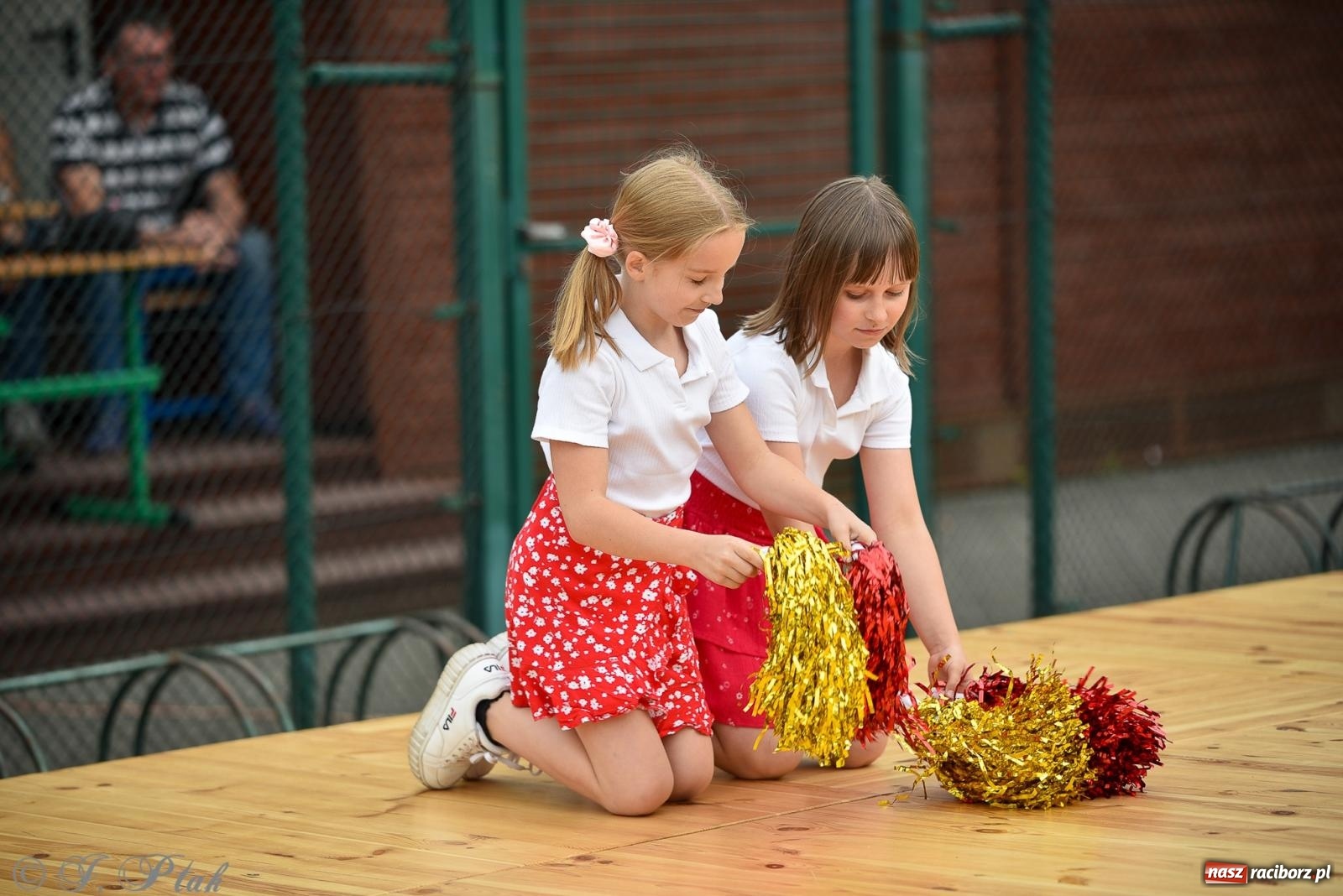 Zdjęcie w galerii na portalu naszraciborz.pl: Piętnastka festynem rodzinnym żegna rok szkolny wiadomości z regionu