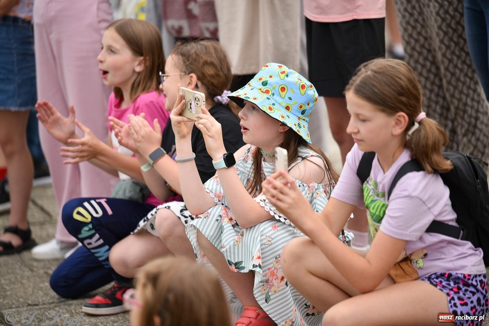 Zdjęcie w galerii na portalu naszraciborz.pl: Piętnastka festynem rodzinnym żegna rok szkolny wiadomości z regionu