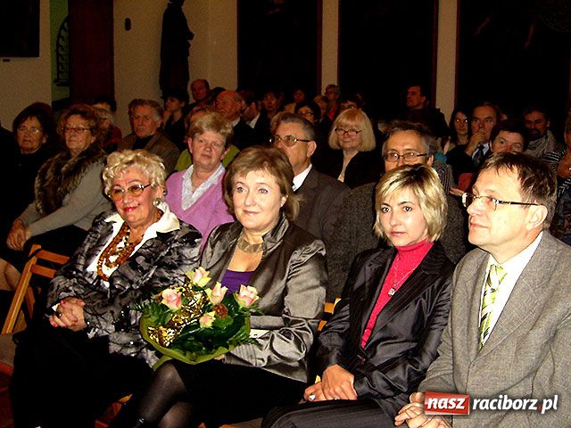 Zdjęcie w galerii na portalu naszraciborz.pl: Wernisaż raciborskich plastyków wiadomości z regionu