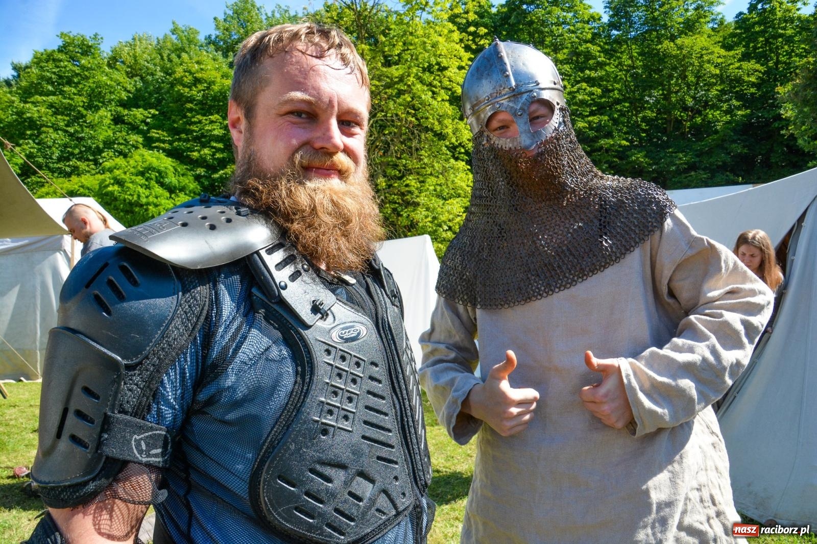Zdjęcie w galerii na portalu naszraciborz.pl: Drengowie znów poszli na rekord. Ruszył XIV Raciborski Festiwal Średniowieczny [FOTO i WIDEO] wiadomości z regionu