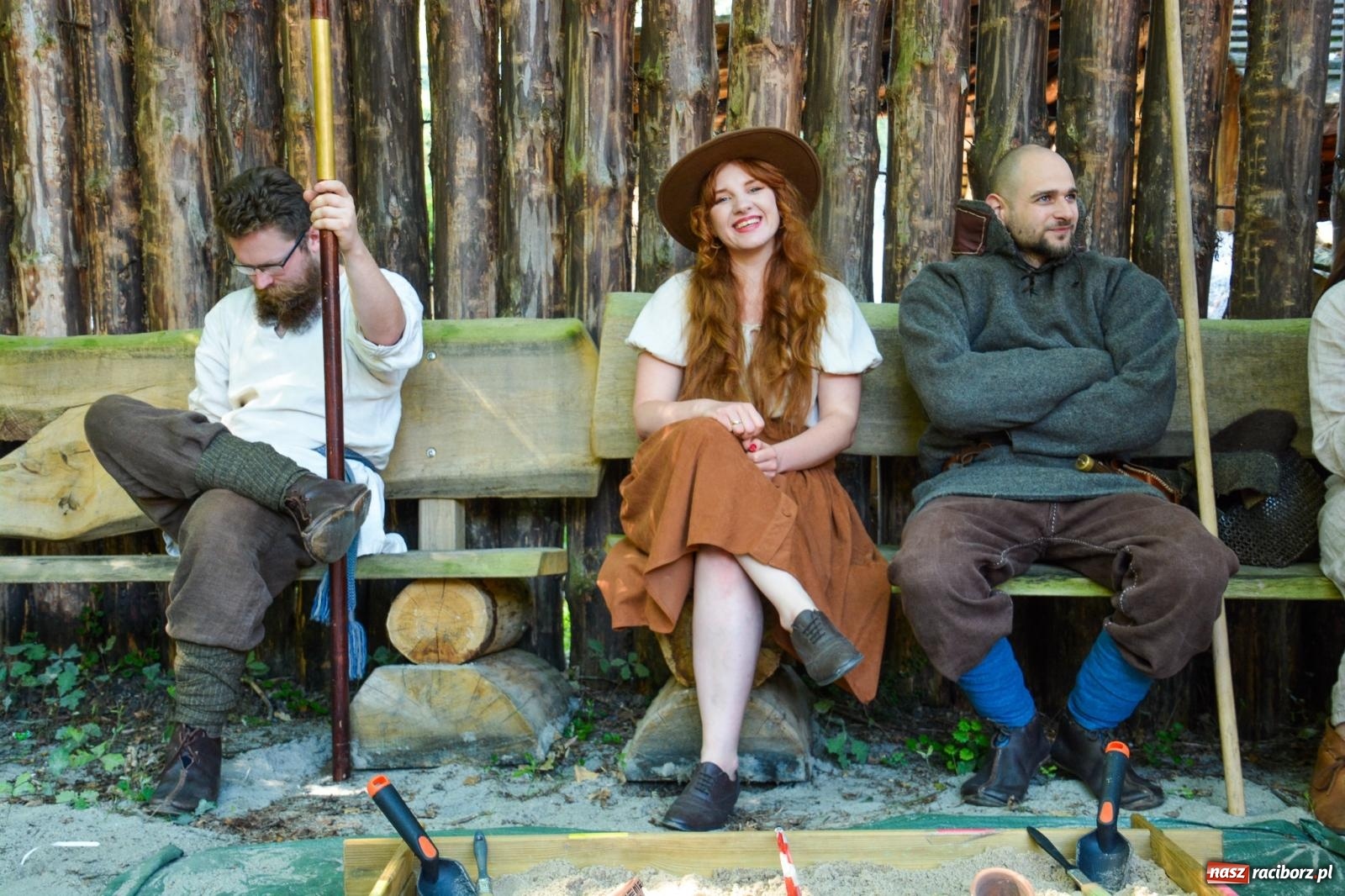 Zdjęcie w galerii na portalu naszraciborz.pl: Drengowie znów poszli na rekord. Ruszył XIV Raciborski Festiwal Średniowieczny [FOTO i WIDEO] wiadomości z regionu