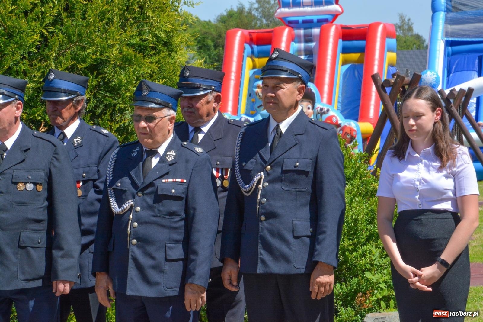 Zdjęcie w galerii na portalu naszraciborz.pl: Msza w ogrodach i apel przy remizie. OSP Strzybnik świętuje 90-lecie wiadomości z regionu