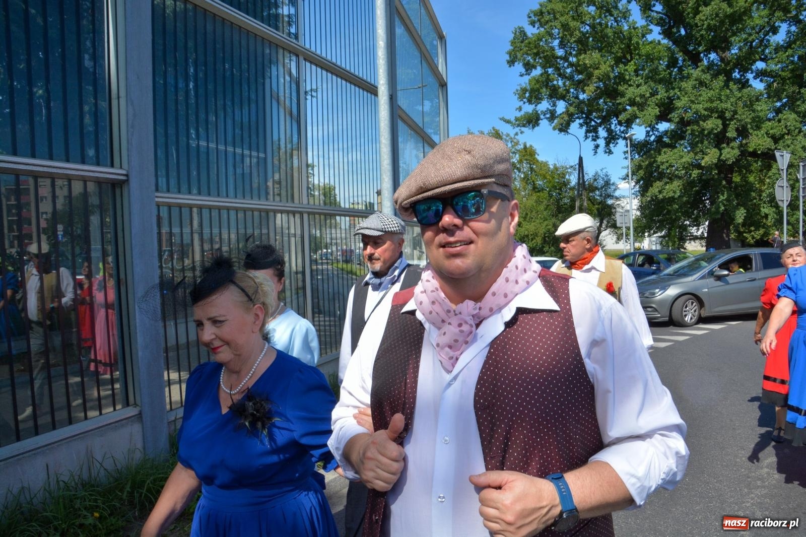 Zdjęcie w galerii na portalu naszraciborz.pl: Roztańczony korowód z Rynku na zamek [FOTO i WIDEO] wiadomości z regionu