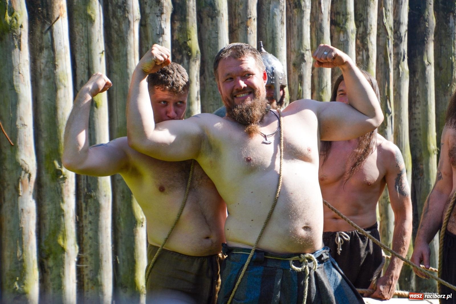 Zdjęcie w galerii na portalu naszraciborz.pl: Napad na karawanę i wielka bitwa wojów pod Oborą [FOTO i WIDEO] wiadomości z regionu