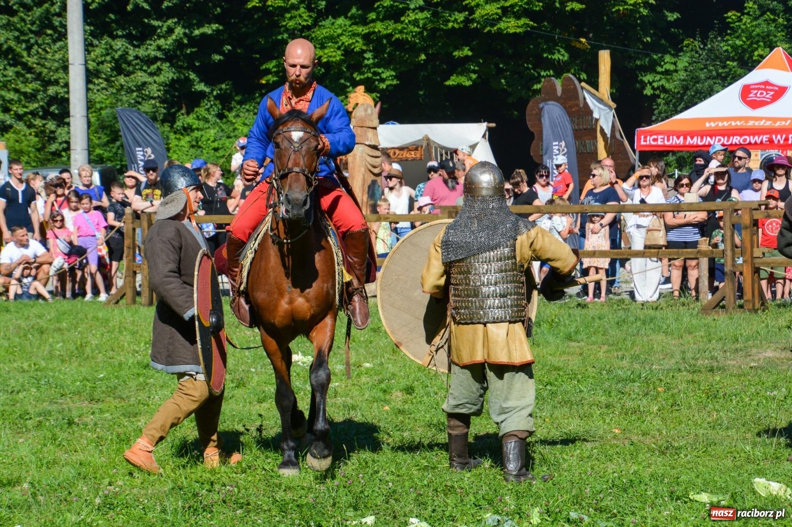 Zdjęcie w galerii na portalu naszraciborz.pl: Napad na karawanę i wielka bitwa wojów pod Oborą [FOTO i WIDEO] wiadomości z regionu