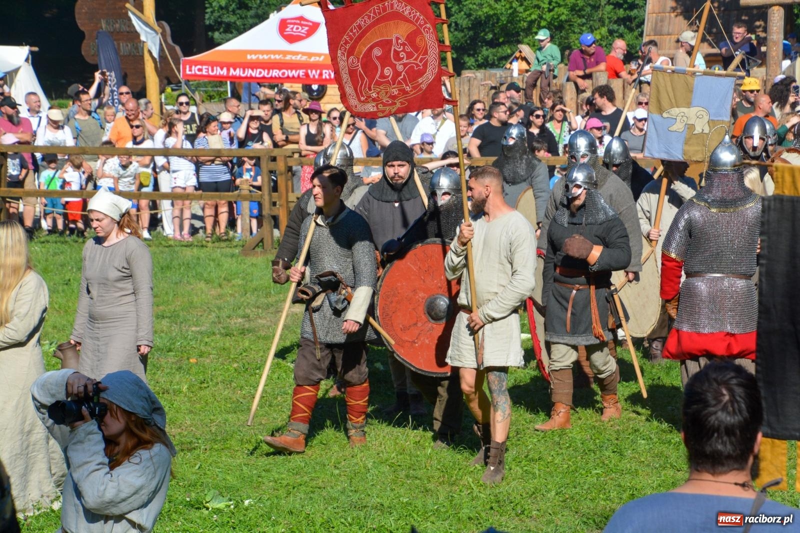 Zdjęcie w galerii na portalu naszraciborz.pl: Napad na karawanę i wielka bitwa wojów pod Oborą [FOTO i WIDEO] wiadomości z regionu