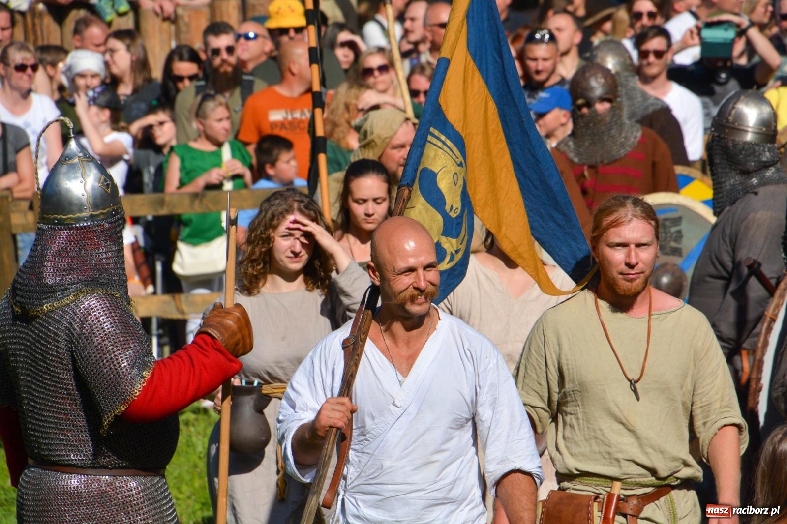 Zdjęcie w galerii na portalu naszraciborz.pl: Napad na karawanę i wielka bitwa wojów pod Oborą [FOTO i WIDEO] wiadomości z regionu