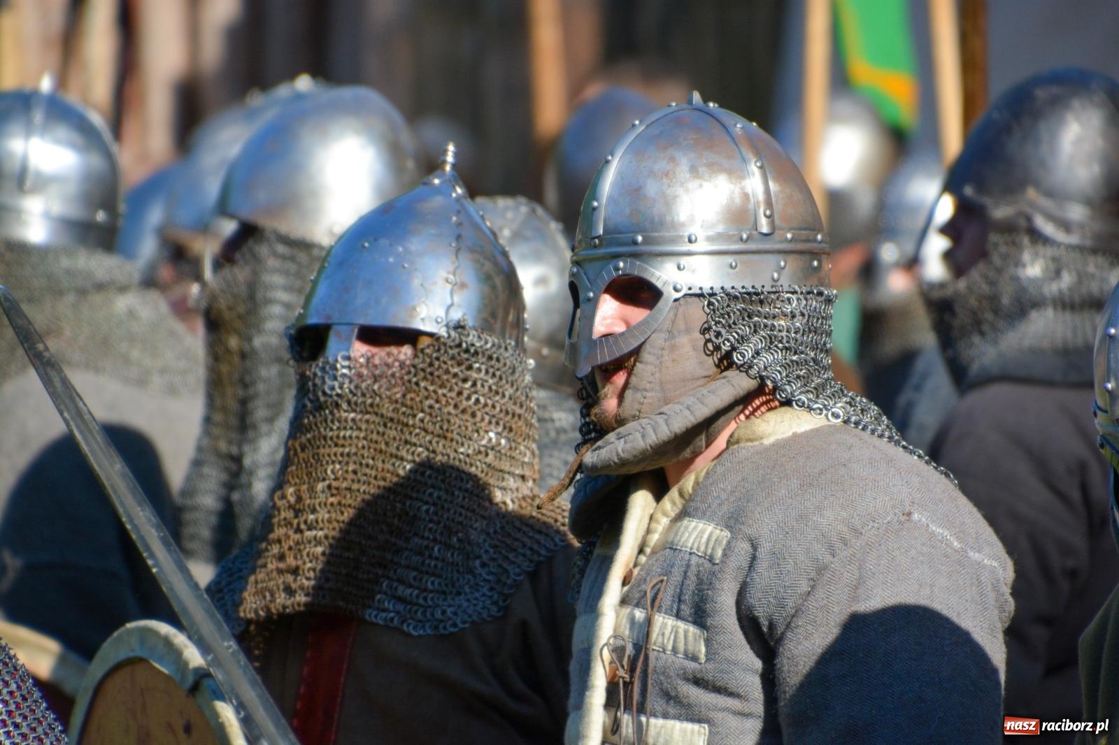 Zdjęcie w galerii na portalu naszraciborz.pl: Napad na karawanę i wielka bitwa wojów pod Oborą [FOTO i WIDEO] wiadomości z regionu