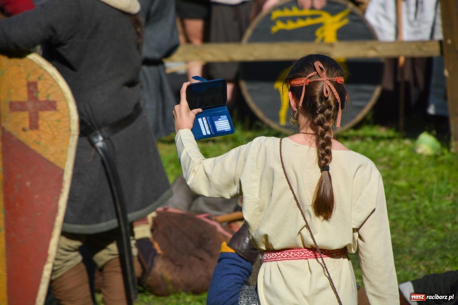 Zdjęcie w galerii na portalu naszraciborz.pl: Napad na karawanę i wielka bitwa wojów pod Oborą [FOTO i WIDEO] wiadomości z regionu
