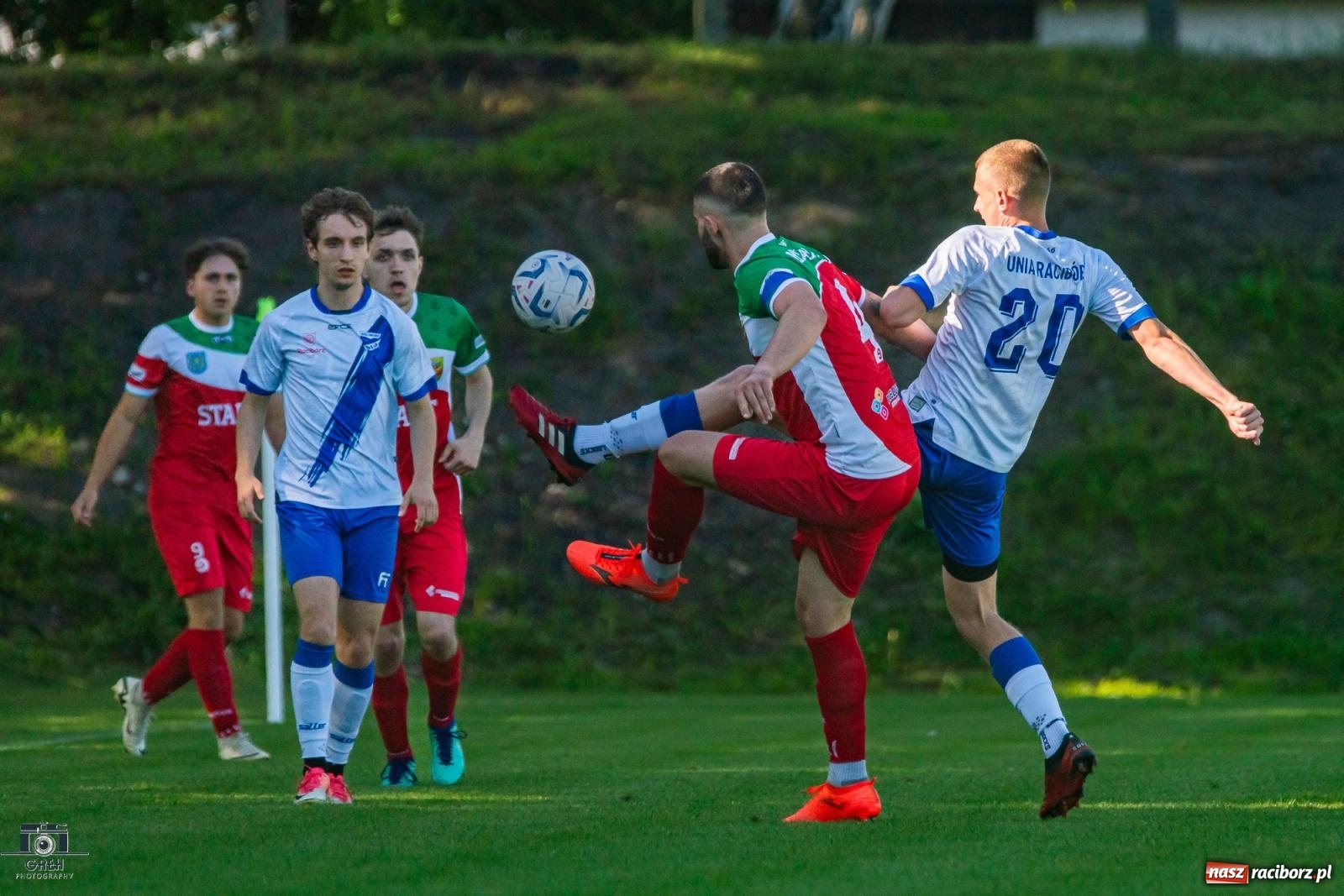 Zdjęcie w galerii na portalu naszraciborz.pl: Dziesięć do zera, Unia Racibórz żegna outsidera [FOTO] wiadomości z regionu