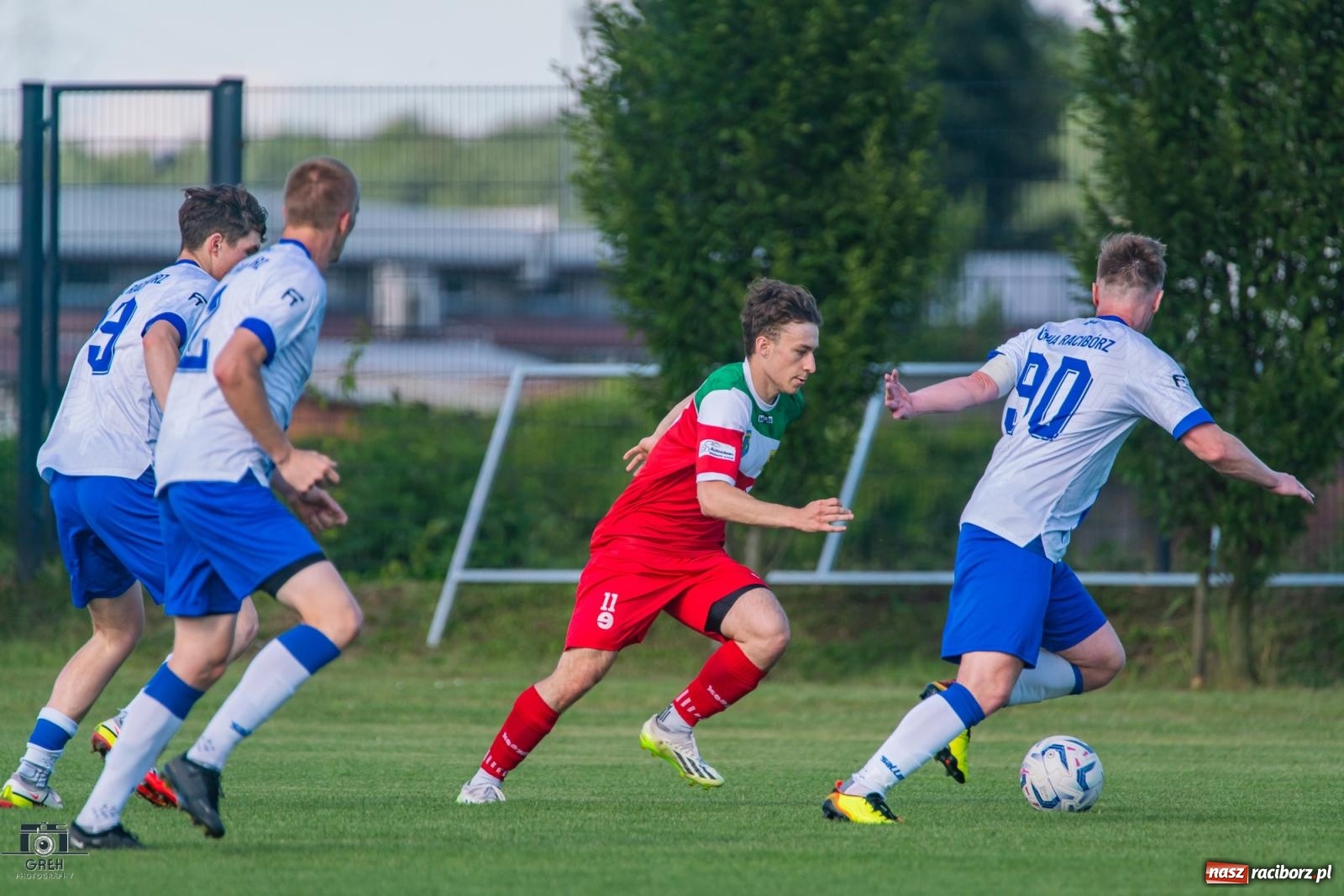 Zdjęcie w galerii na portalu naszraciborz.pl: Dziesięć do zera, Unia Racibórz żegna outsidera [FOTO] wiadomości z regionu