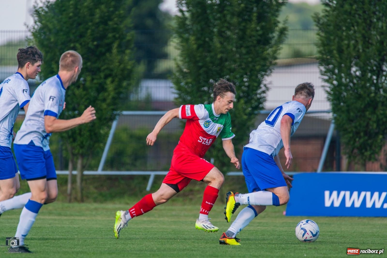 Zdjęcie w galerii na portalu naszraciborz.pl: Dziesięć do zera, Unia Racibórz żegna outsidera [FOTO] wiadomości z regionu