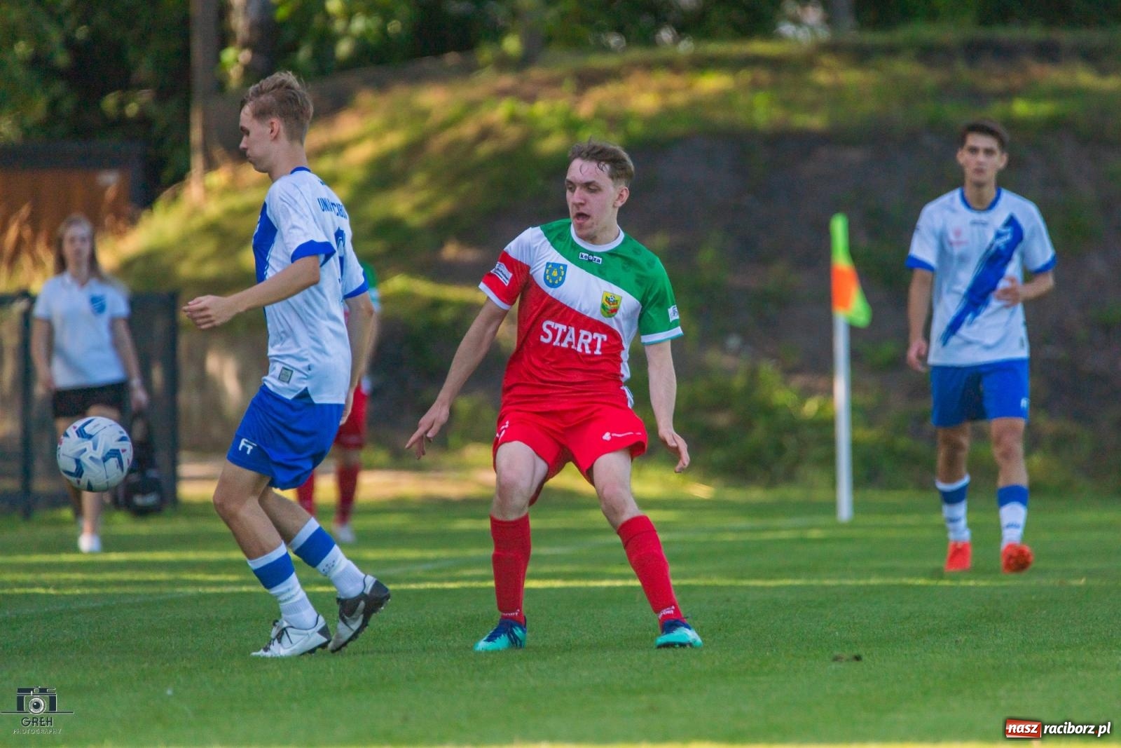 Zdjęcie w galerii na portalu naszraciborz.pl: Dziesięć do zera, Unia Racibórz żegna outsidera [FOTO] wiadomości z regionu