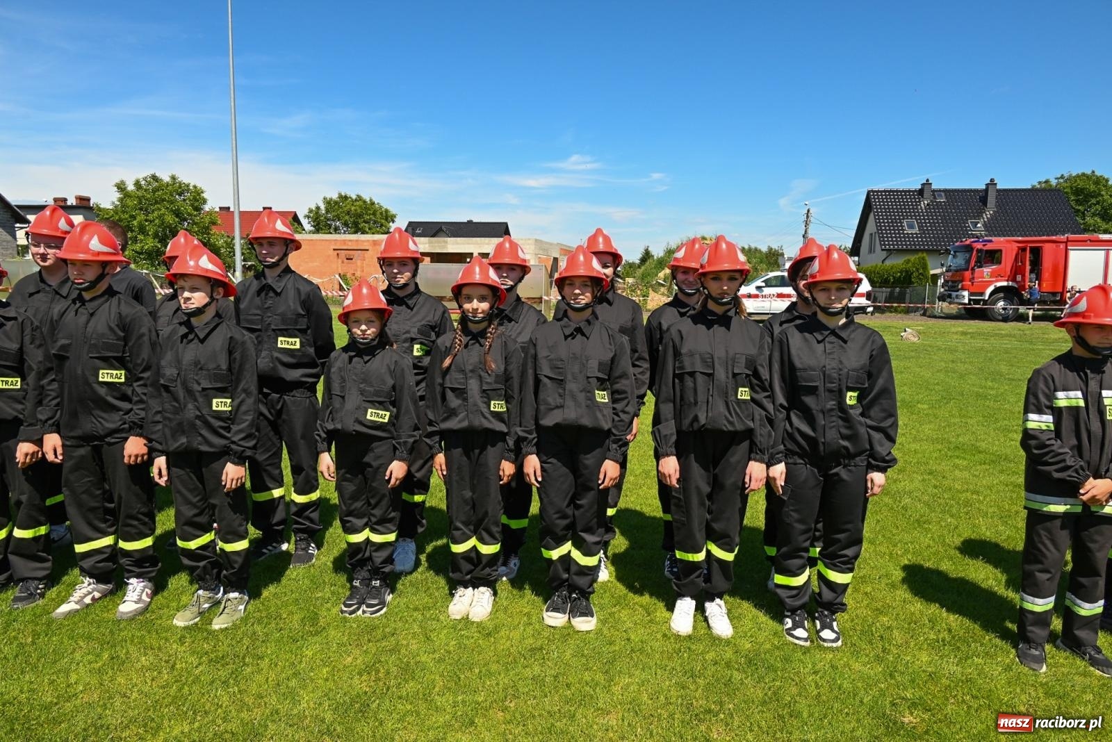 Zdjęcie w galerii na portalu naszraciborz.pl: Cała pula dla Roszkowa. Gminne zawody sportowo-pożarnicze w Krzyżanowicach wiadomości z regionu